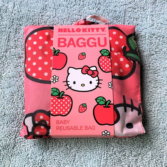 BAGGU Handbags - NWT Baby Baggu - Hello Kitty & Apple
